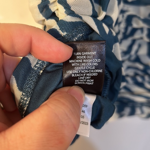 NWT Torrid shirred cami, size 1X - Picture 8 of 8